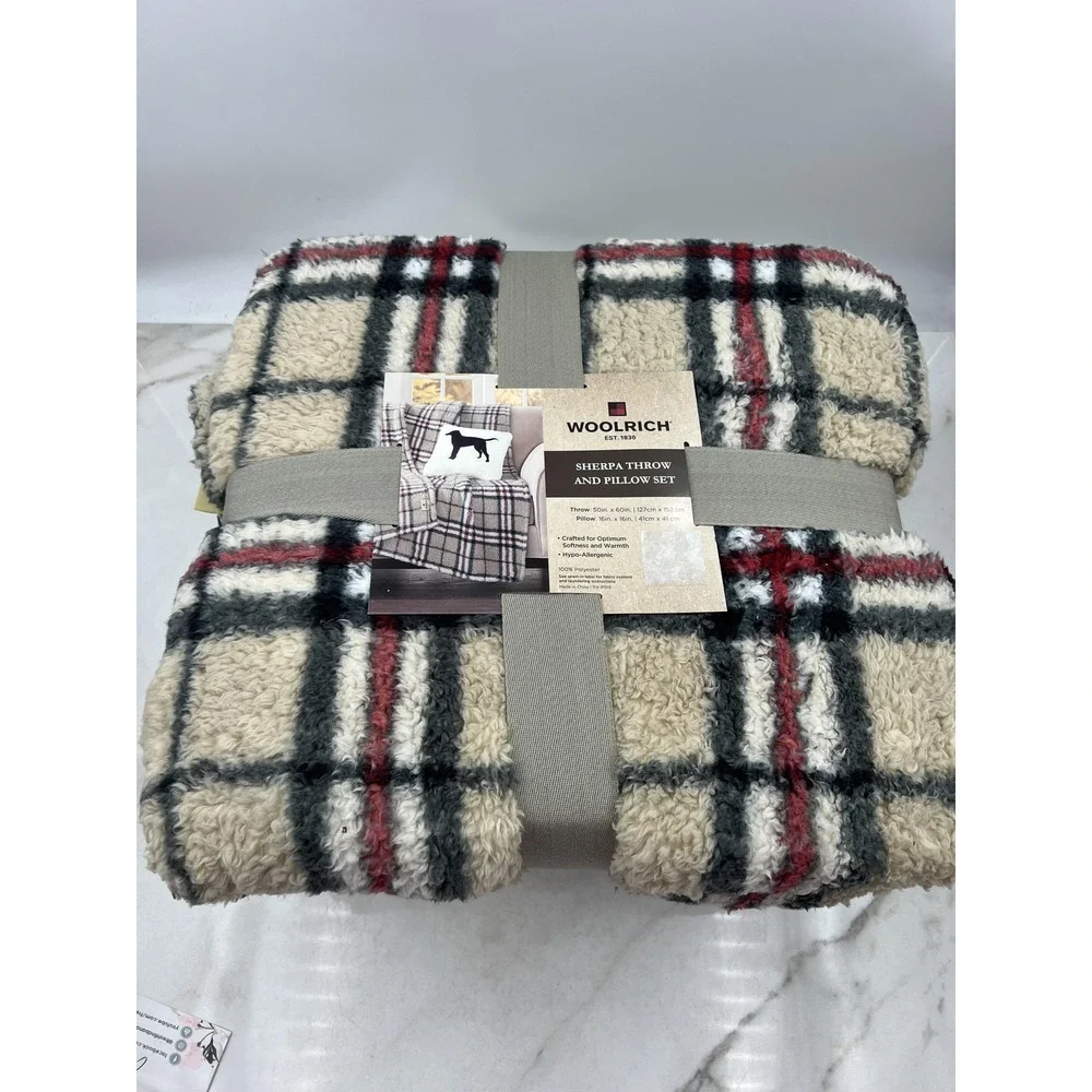 Woolrich Sherpa Throw Blanket & Pillow Set 50x60 Plaid Dog Silhouette 16x16